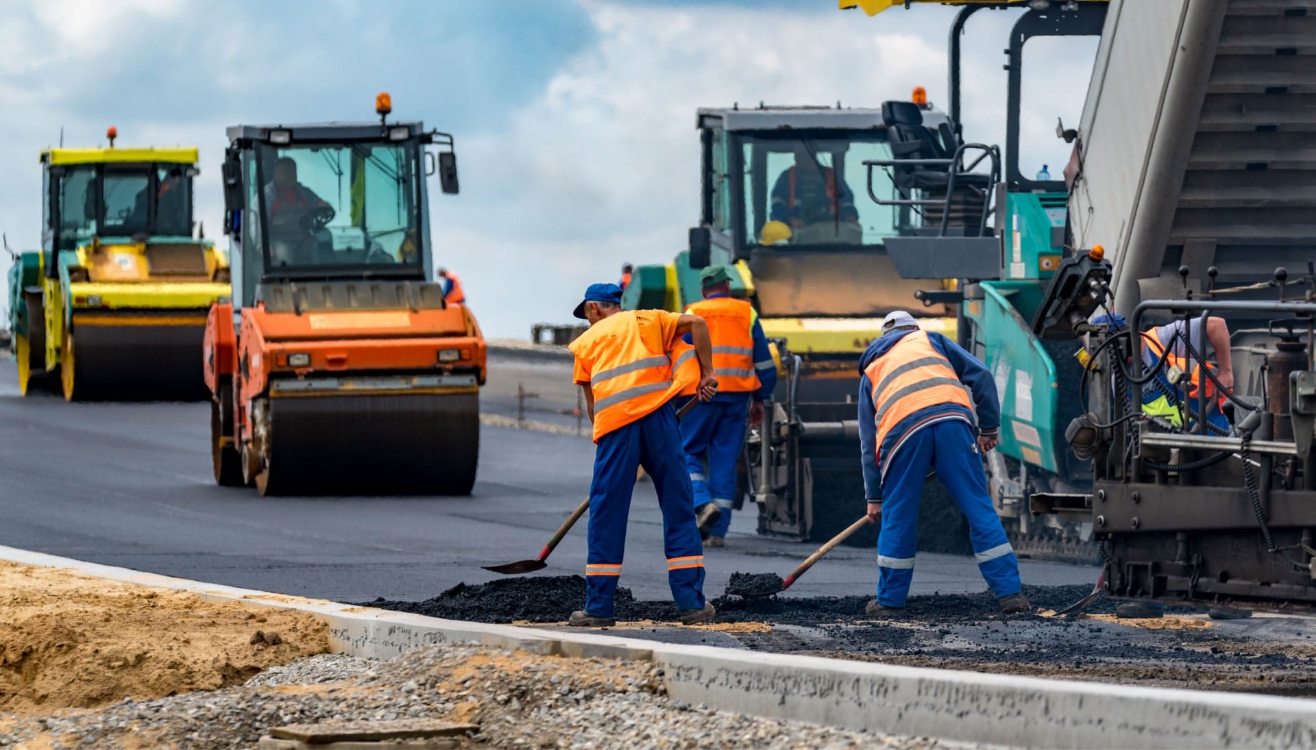 Reliable asphalt construction services in Cary, NC for various projects.